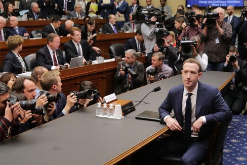 فیسبوک به‌خاطر رسوایی کمبریج آنالیتیکا ۵ میلیارد دلار جریمه می‌شود